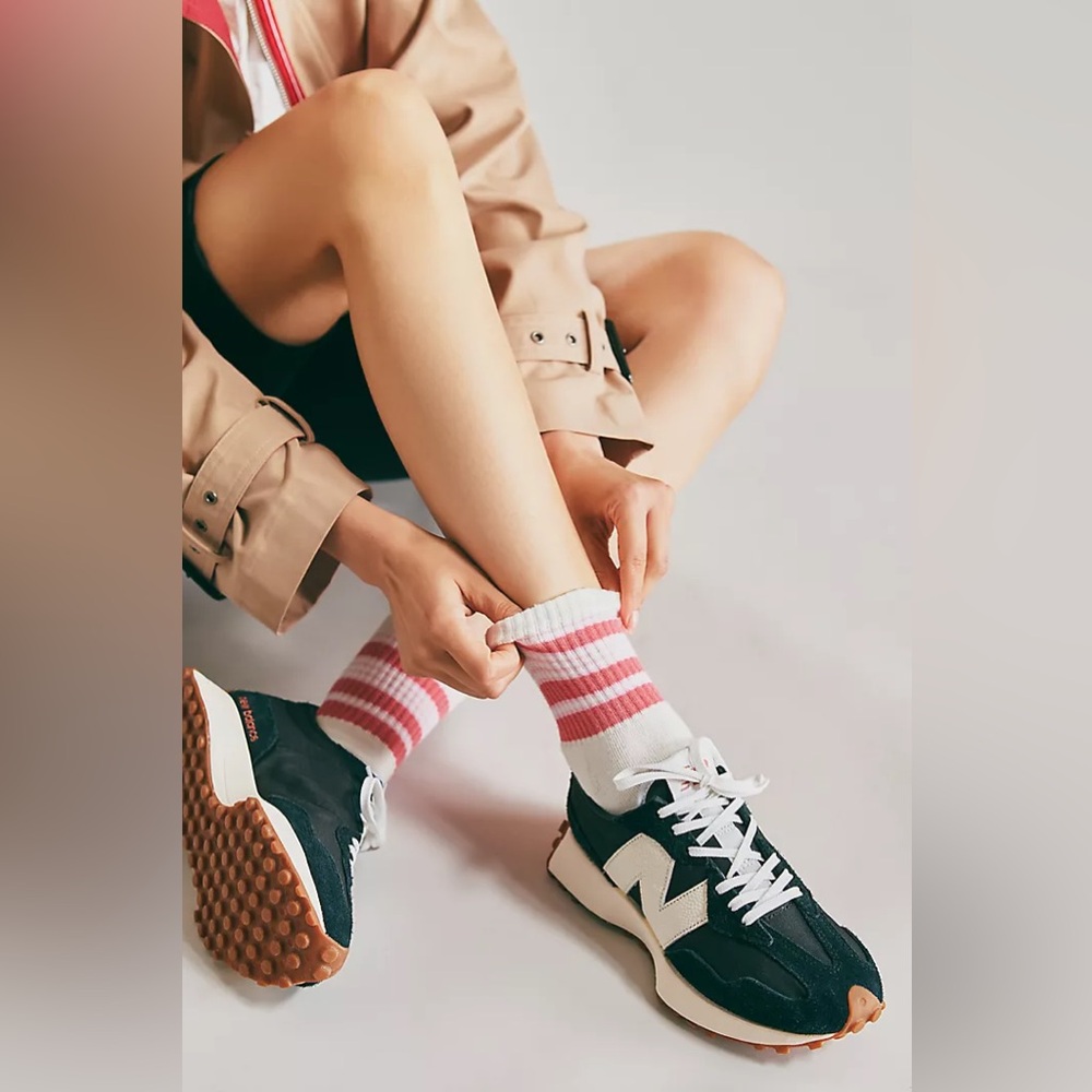 New Balance Women's Black and White Retro Runner with Gum Sole